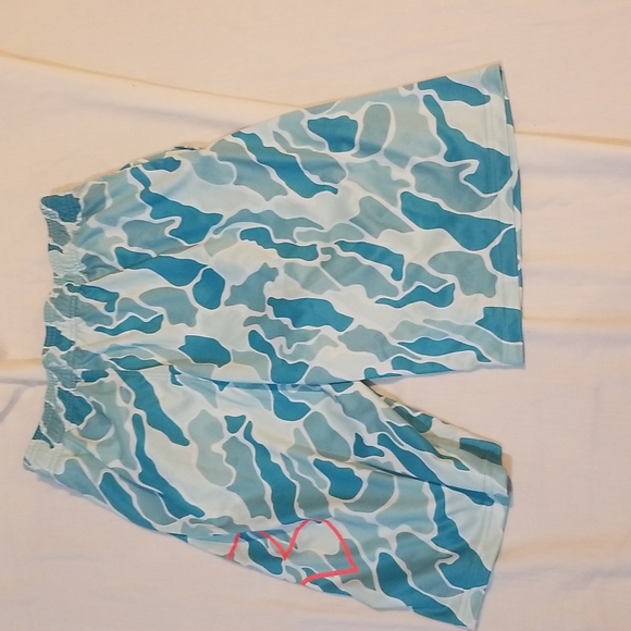 Under Armour shorts - Picture 2 of 4